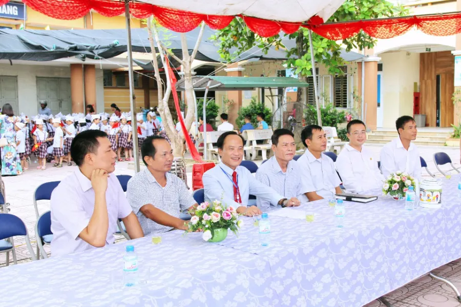 Trường Tiểu Học Tây Đằng B