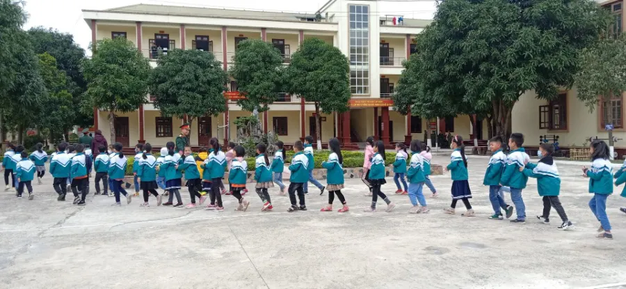 Trường Tiểu Học Hồng Vân