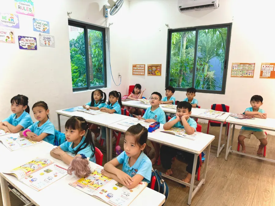 Hệ Thống Anh Ngữ LEOGO