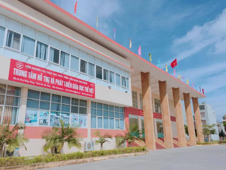 Trung Tâm Anh Ngữ Thế Việt
