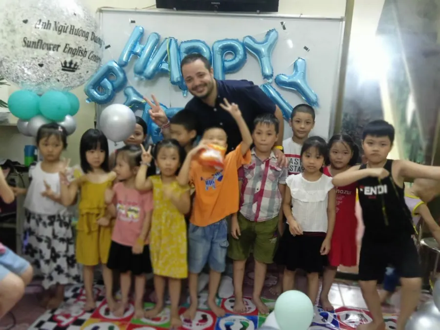 Trung Tâm Anh Ngữ Hướng Dương (Sunflower English Centre)