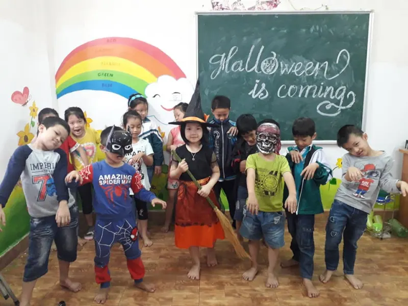 Trung Tâm Tiếng Anh Mission Language Center