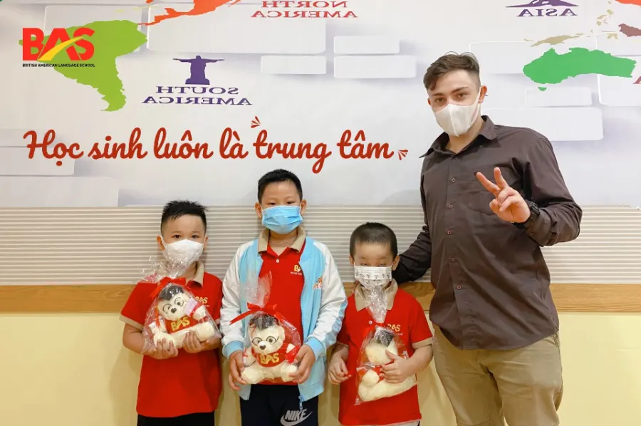 Trung Tâm Ngoại Ngữ BAS Anh Mỹ Bến Lức