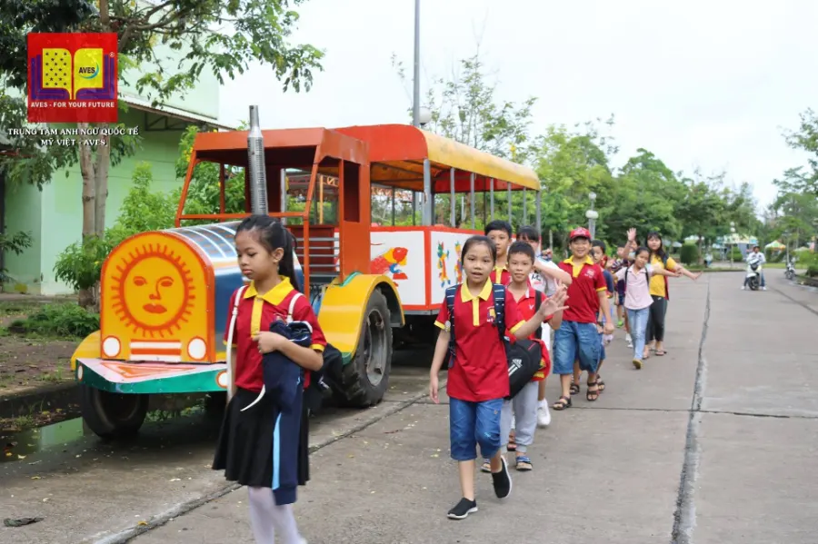 Trung Tâm Anh Ngữ Quốc Tế Mỹ Việt ( AVES )