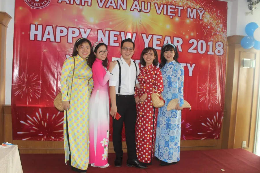 Trung Tâm Anh Văn Âu Việt Mỹ