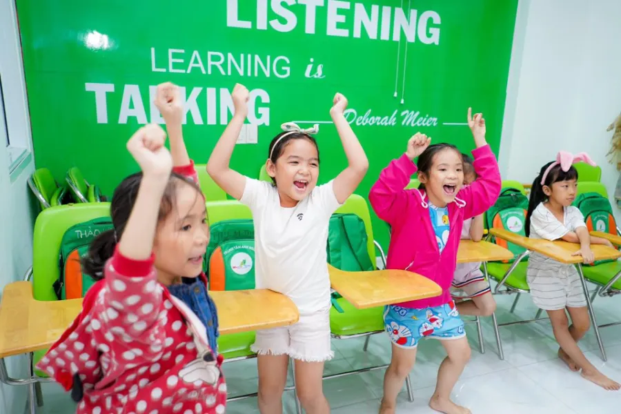 Trung Tâm Anh Ngữ Master Kids