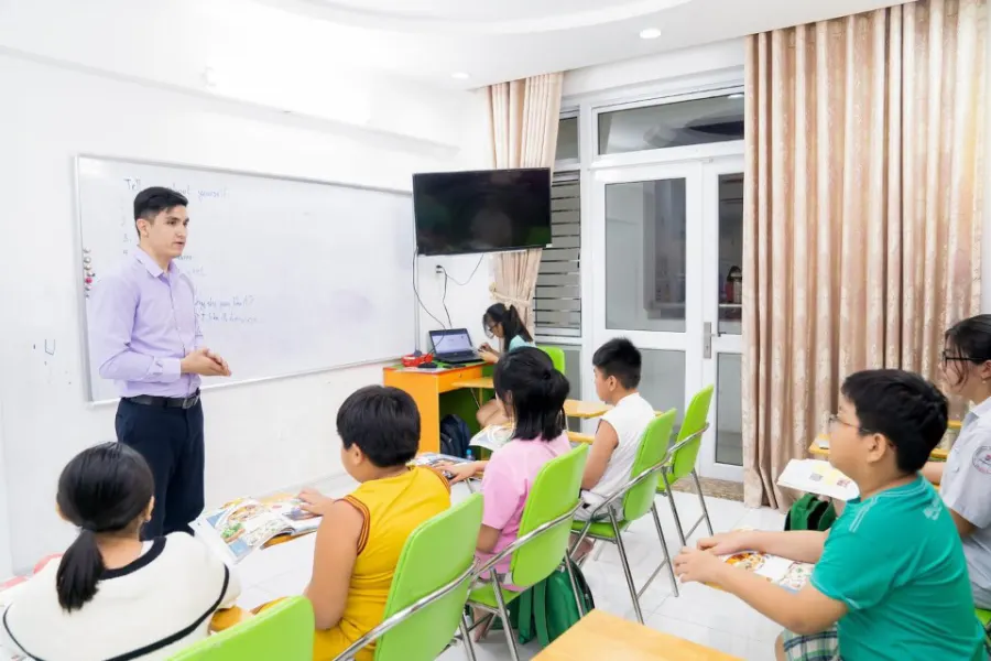 Trung Tâm Anh Ngữ Master Kids