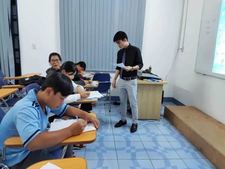 Trung Tâm Anh Ngữ Planet