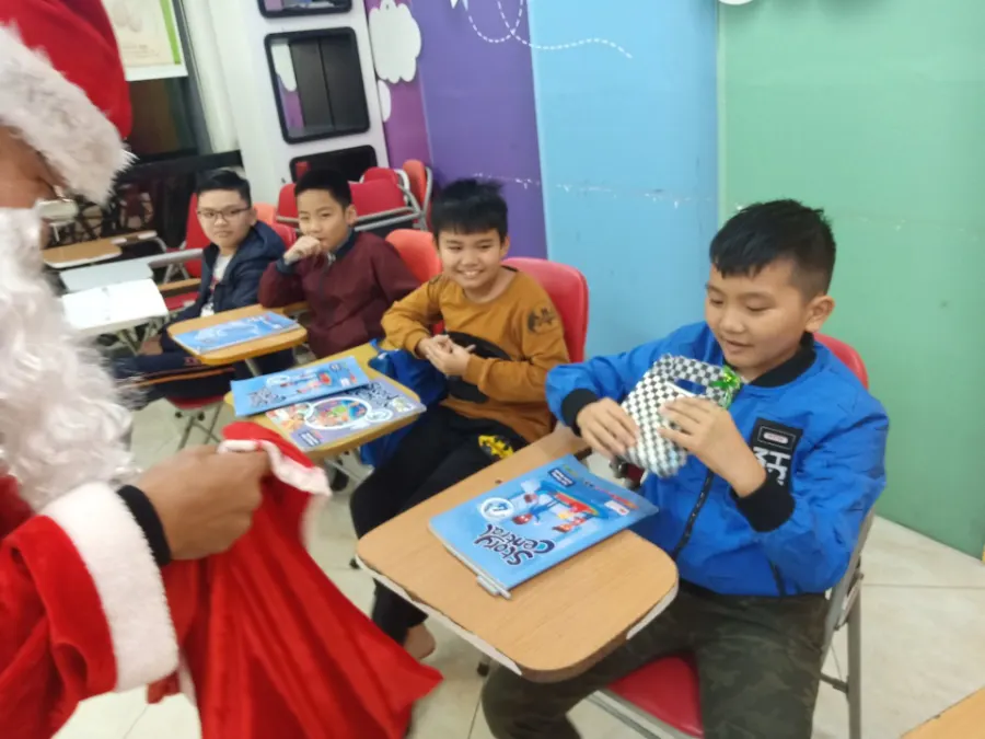 Trung Tâm Tiếng Anh Shelton Quảng Ninh
