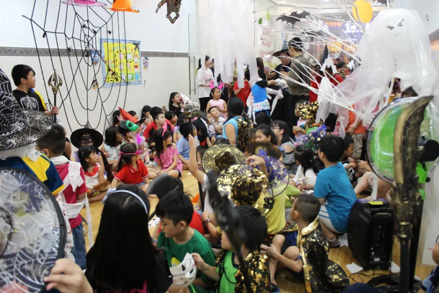 Trung Tâm Anh Ngữ Color English Center
