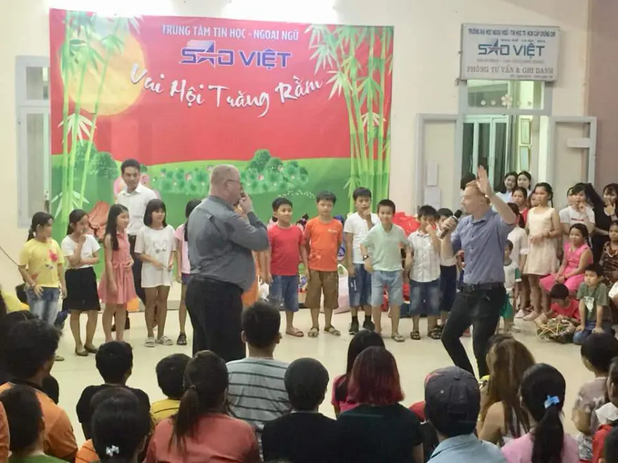 Trung Tâm Ngoại Ngữ-Tin Học Sao Việt
