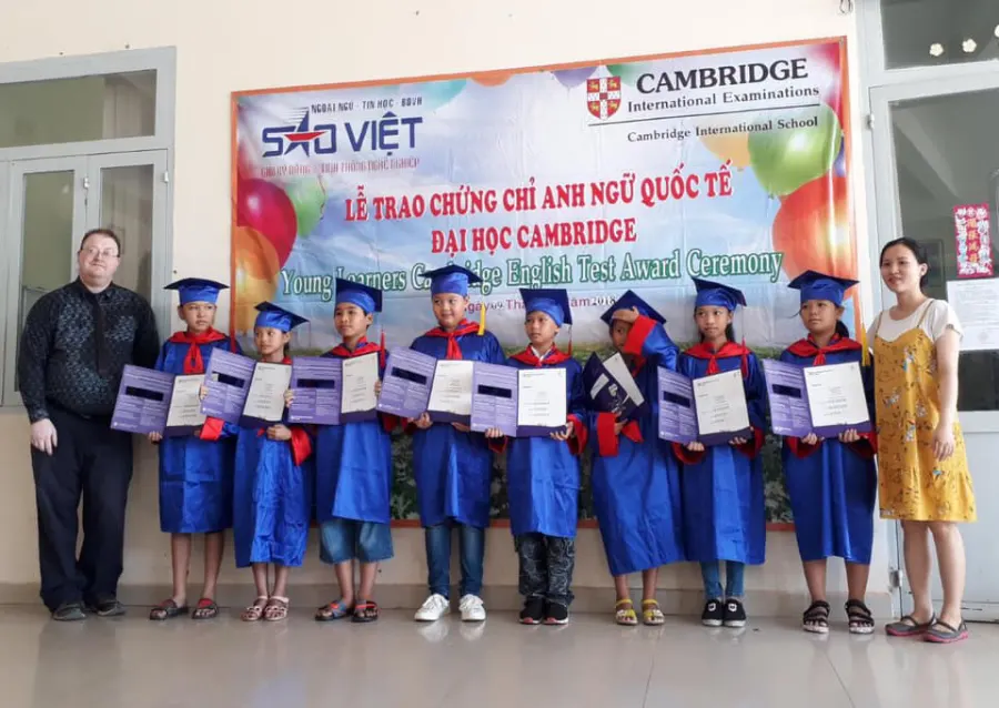 Trung Tâm Ngoại Ngữ-Tin Học Sao Việt