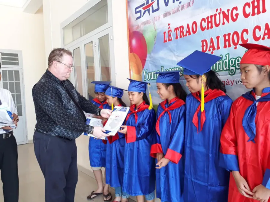 Trung Tâm Ngoại Ngữ-Tin Học Sao Việt