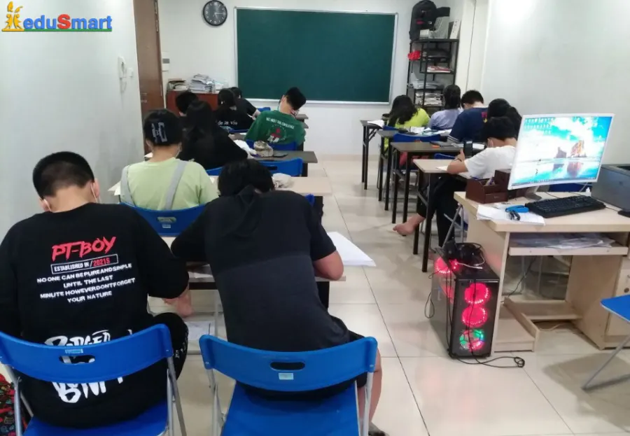 Trung Tâm Học Toán-Hệ Thống Luyện Thi Edusmart