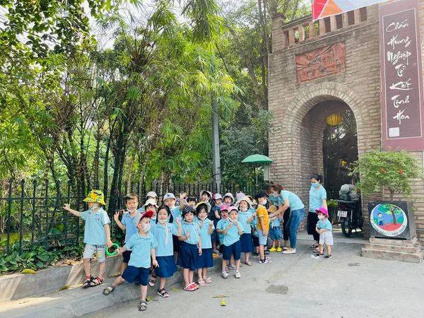 Trường Mầm Non Những Ngôi Sao Lấp Lánh ( Sparkling Stars Montessori Preschool )