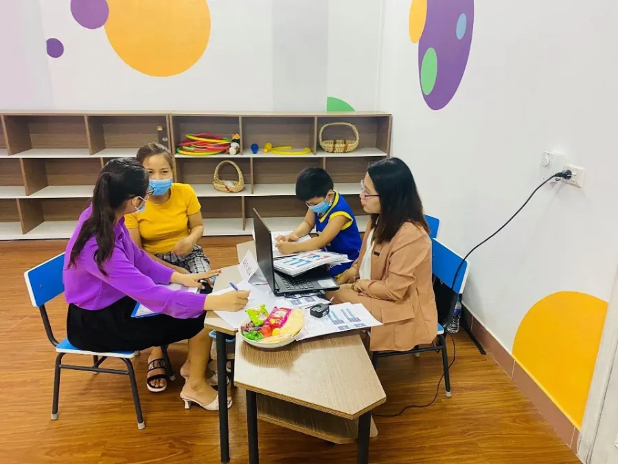 Học Viện Anh Ngữ A Plus - TT Chúc Sơn
