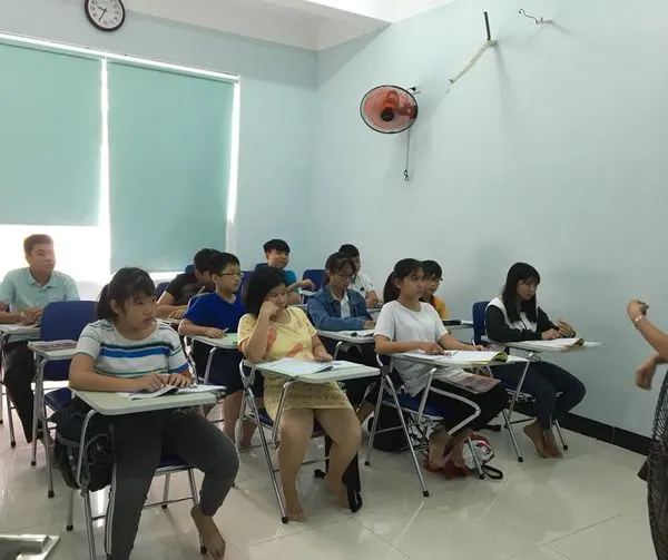 Trung Tâm Ngoại Ngữ Ánh Dương