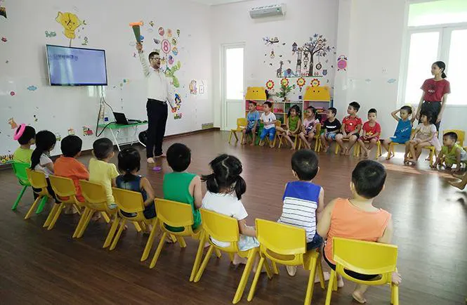 Trung Tâm Ngoại Ngữ Quốc Tế Golden Ant