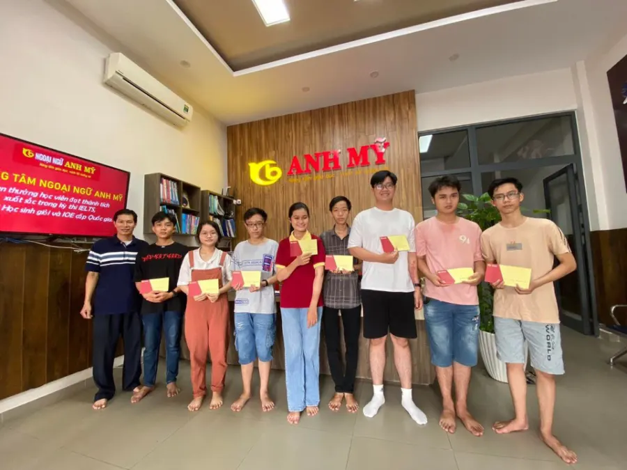 Trung Tâm Ngoại Ngữ Anh Mỹ