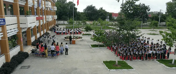 Trường Tiểu Học Long Tân