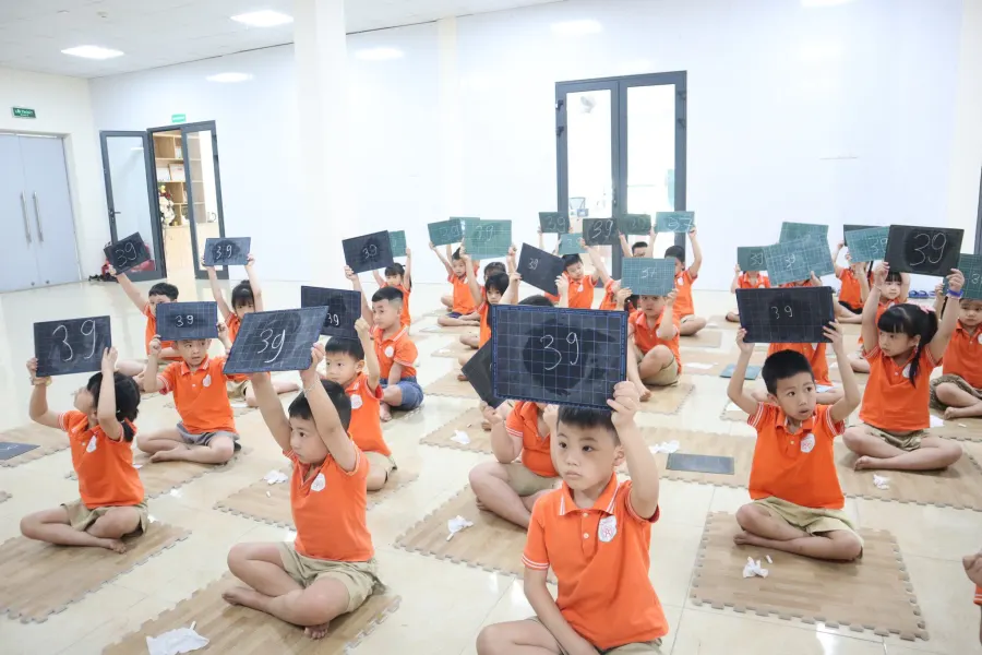 Trường Mầm Non Lômônôxốp - Dương Nội