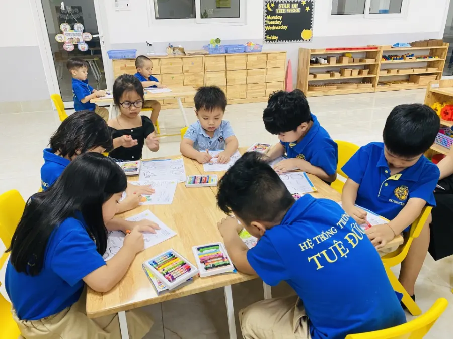 Trường Tiểu Học Tuệ Đức (Pathway School)