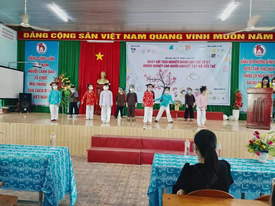 Trung Tâm Hoa Hướng Dương