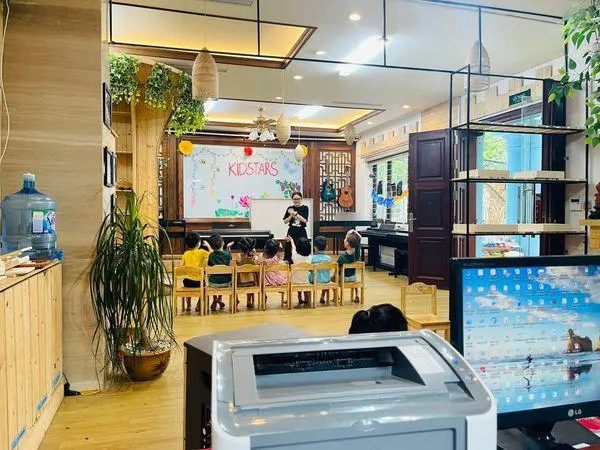 Trung tâm KIDSTARS - Đặng Thuỳ Trâm, Cầu Giấy
