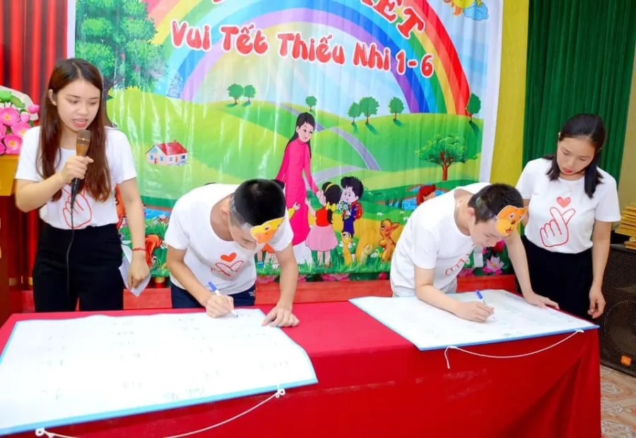 TRUNG TÂM CAN THIỆP SỚM HOA PHƯỢNG
