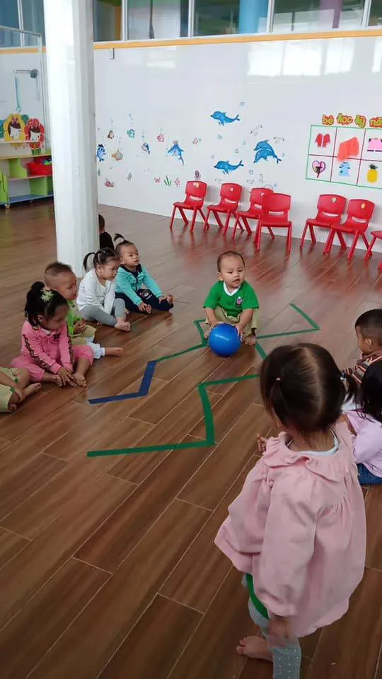 Trường Mầm Non Hoa Sữa