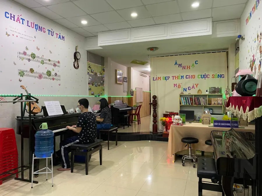Trung Tâm Âm Nhạc Giai Điệu Xanh